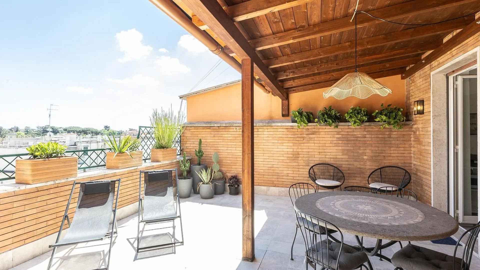 Constance Terrace Apartment By Rental In ローマ